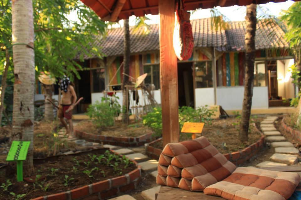 Farmer'S Yard Hostel Canggu  Exterior photo